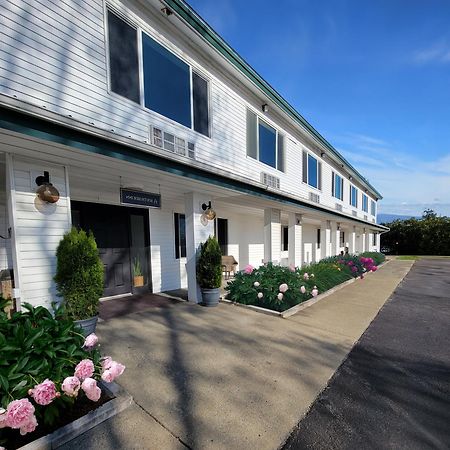 South Side Inn - Burlington Bagian luar foto